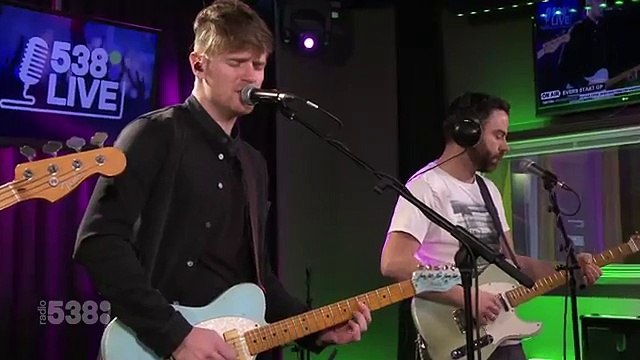 Causes - All For Us live bij Evers Staat Op (720p Full HD)