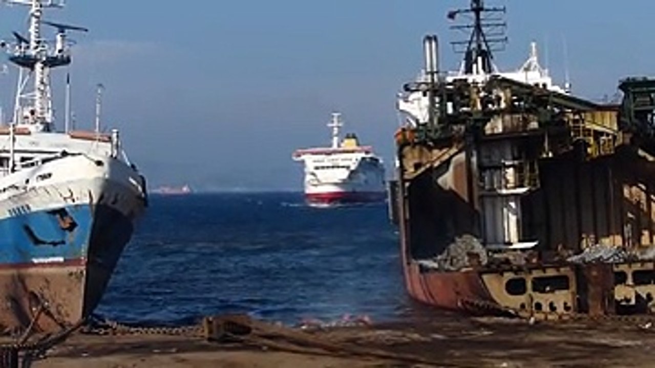 Düşündüğünüzden Daha Fazla Etkileyici Büyük Bir Gemiyi Karay
