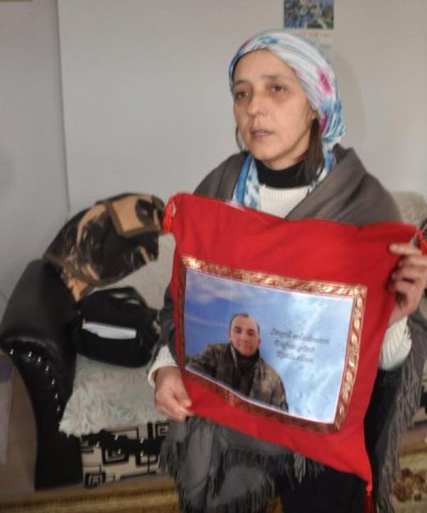 Şehit Uzman Çavuş Kırıkkale'de Gözyaşları Arasında Toprağa Verildi