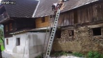 Quand les travaux sur le toit tournent mal!