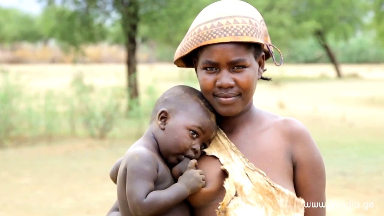 Ethiopia Breastfeeding. Tsamai Tribe