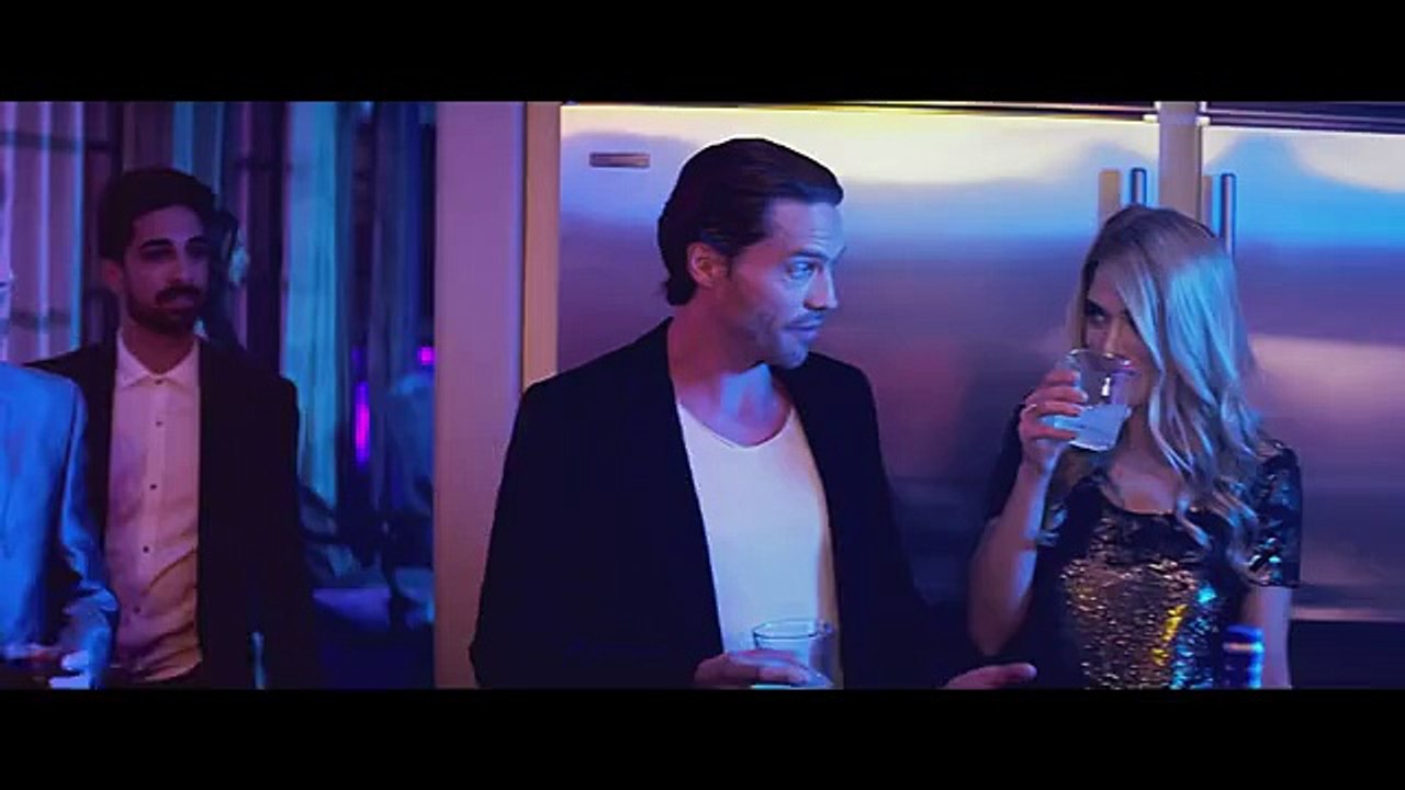 Mako - Smoke Filled Room