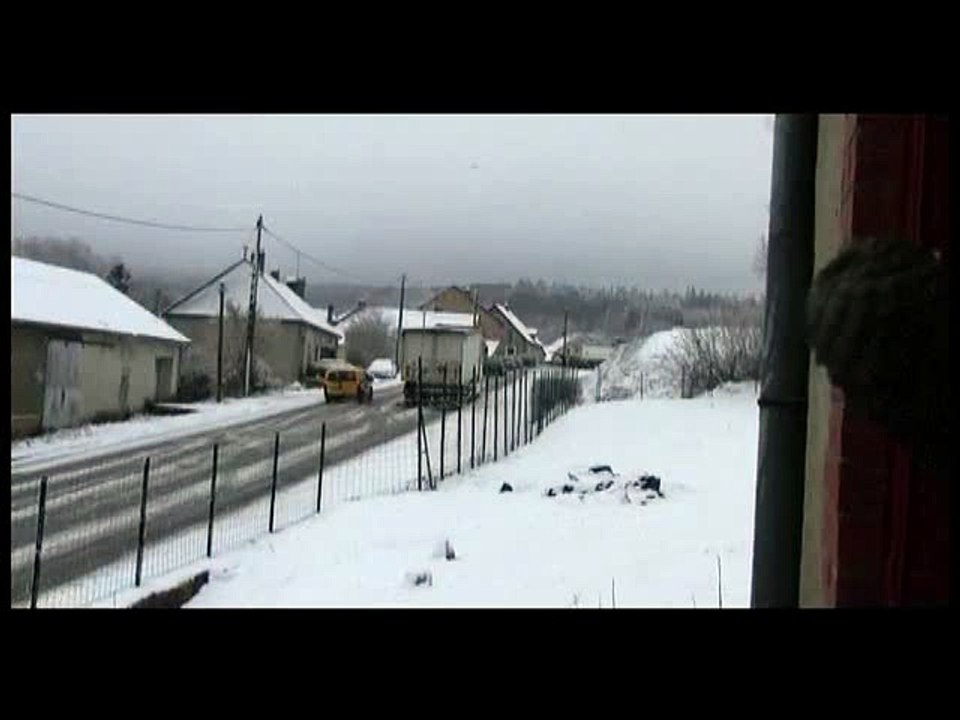 Neige : circulation difficile à Roussillon-en-Morvan