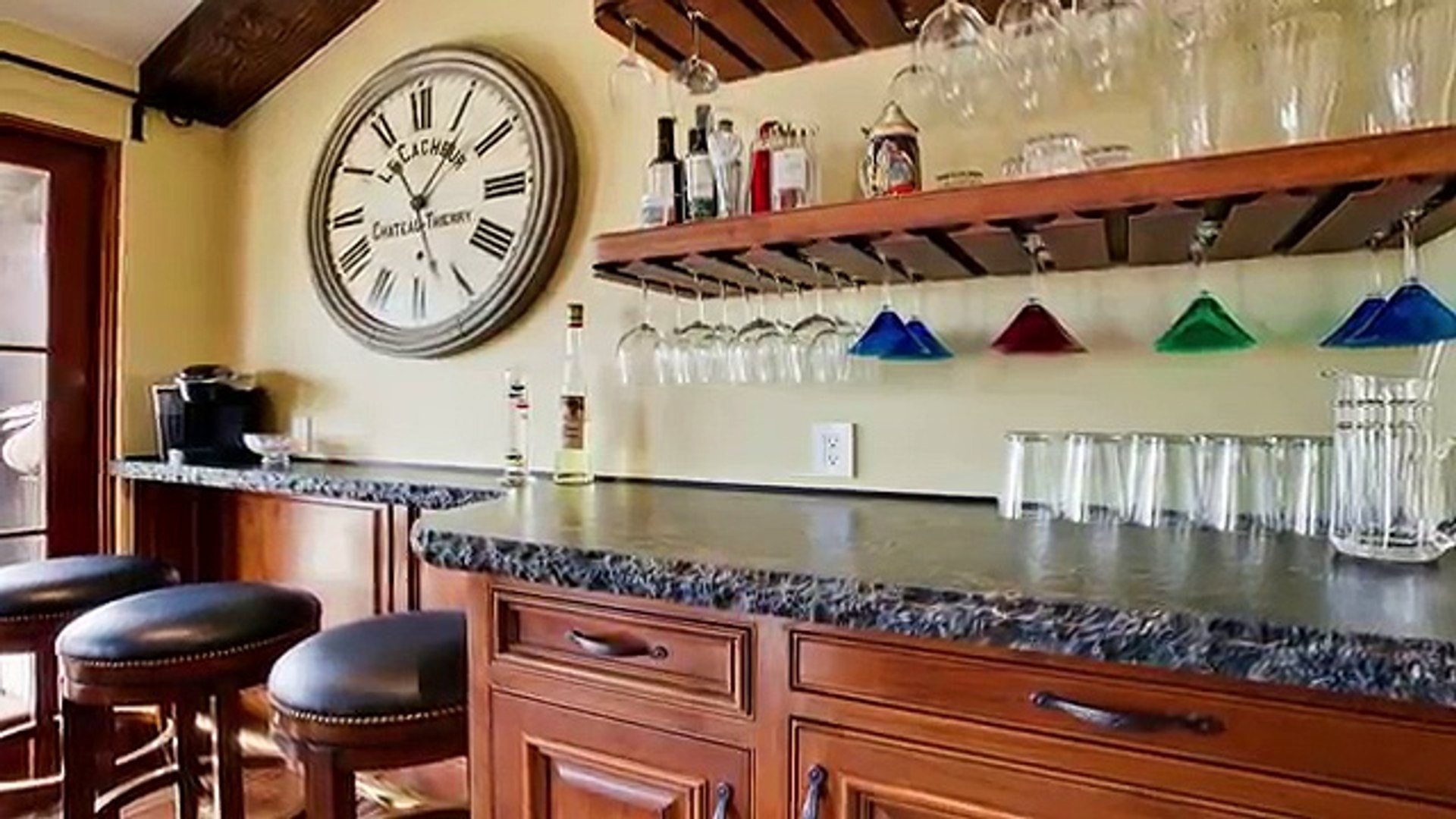 ⁣Держатель для бокалов