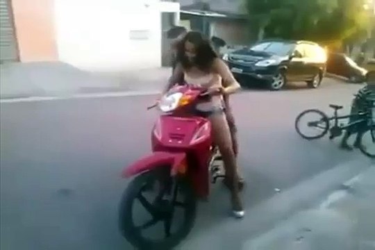 Ha Ha Girl Bike Lesson Fail-Top Funny Videos-Top Prank Videos-Top Vines Videos-Viral Video-Funny Fails