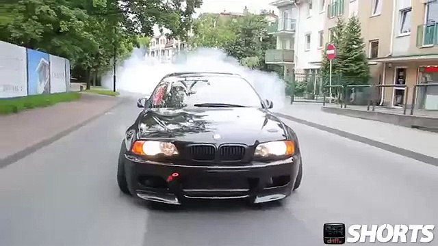 Смотреть всем! Сумасшедший Уличные гонки дрифт Bmw E46 M3
