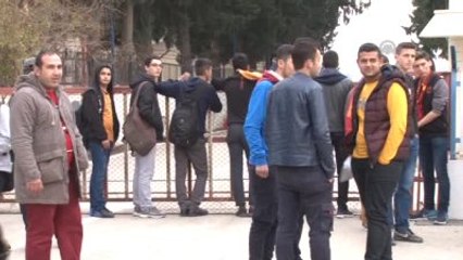 Galatasaray Kafilesi, Adana'ya Geldi