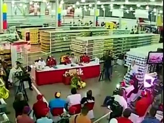Niega situación de crisis en Venezuela y dice que es "mentira" que hay colas