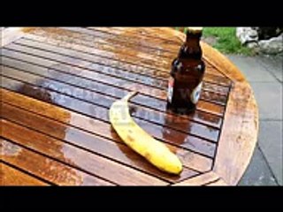 Come aprire una bottiglia con una banana