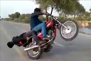 OMG !! Dangerous Bike Stunt-Top Funny Videos-Top Prank Videos-Top Vines Videos-Viral Video-Funny Fails