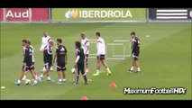 Cristiano Ronaldo is reconciled with James Rodríguez - Training 2014 Real Madrid CF.
