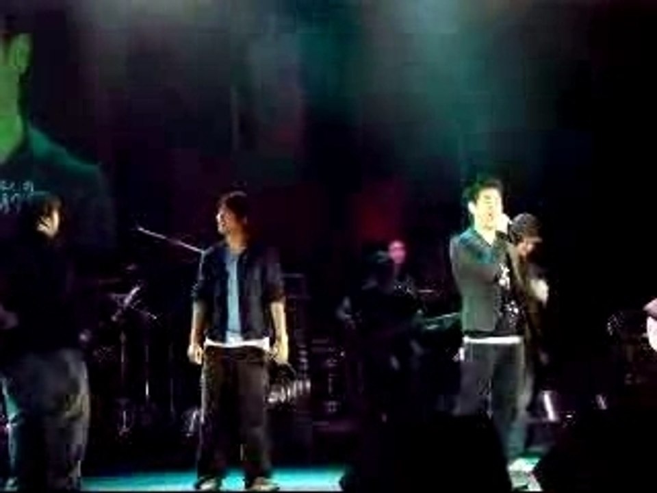 Aof Ice Peck Pop Medley