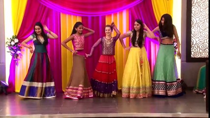 Lehenga Party Dance on Indian Wedding, brilliant dance