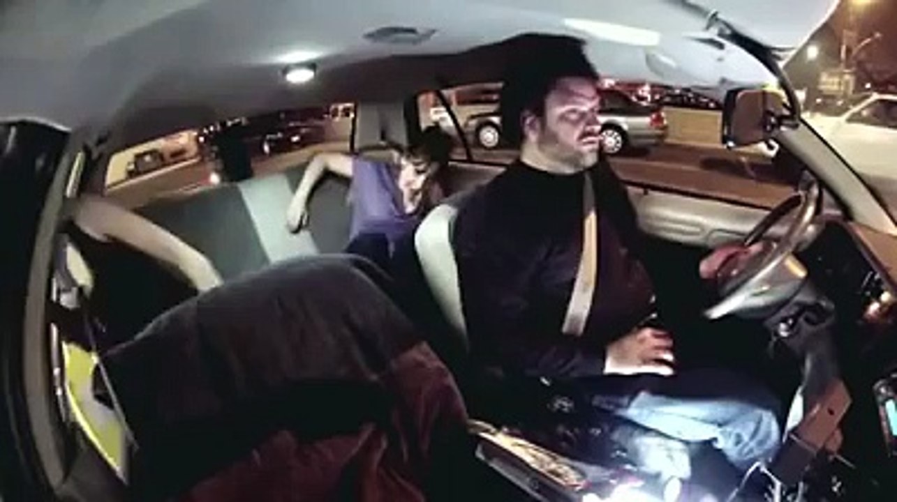 NAJSTRASNIJA SKRIVENA KAMERA IKADA - TAXI.mp4