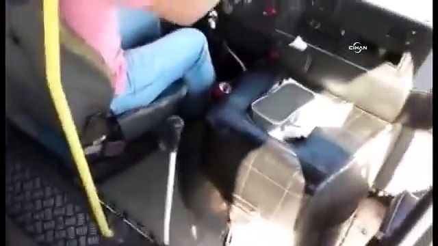 Direksiyonu bırakıp horon tepti