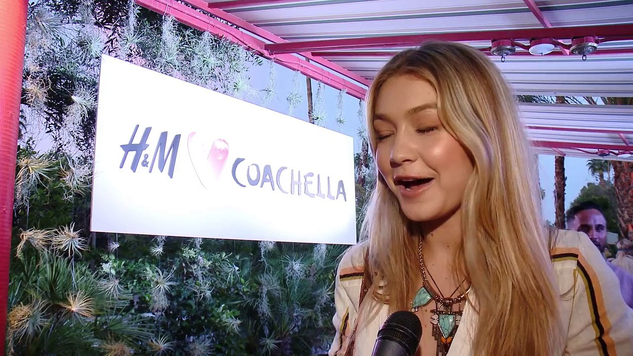 Taylor Swift Reacts To Kanye West Running For President MTV VMAs 2015