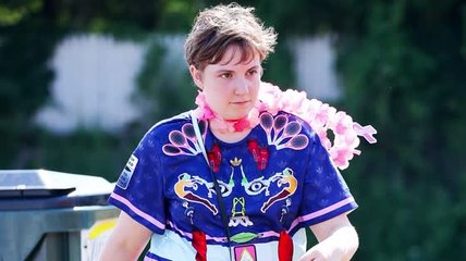 Lena Dunham dice que escenas nudistas se están convirtiendo más difíciles
