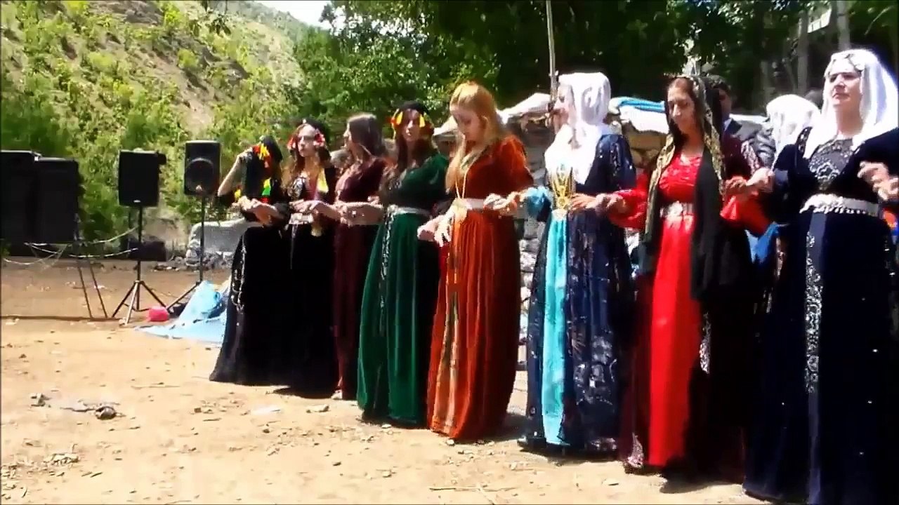 Akçayol Köyü (Gundé Şekalwâ)-Beytüşşebap, Dervi...