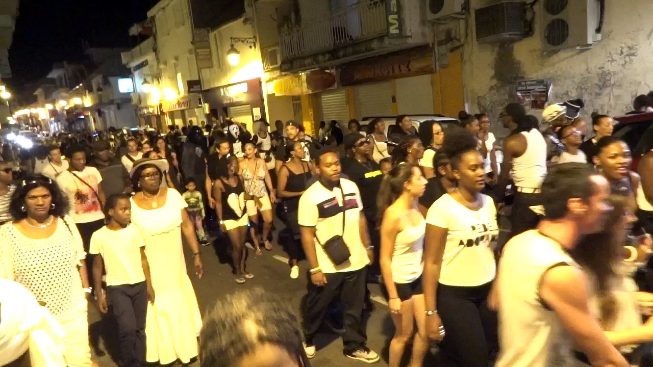 Carnaval groupe Magistral basse terre👍