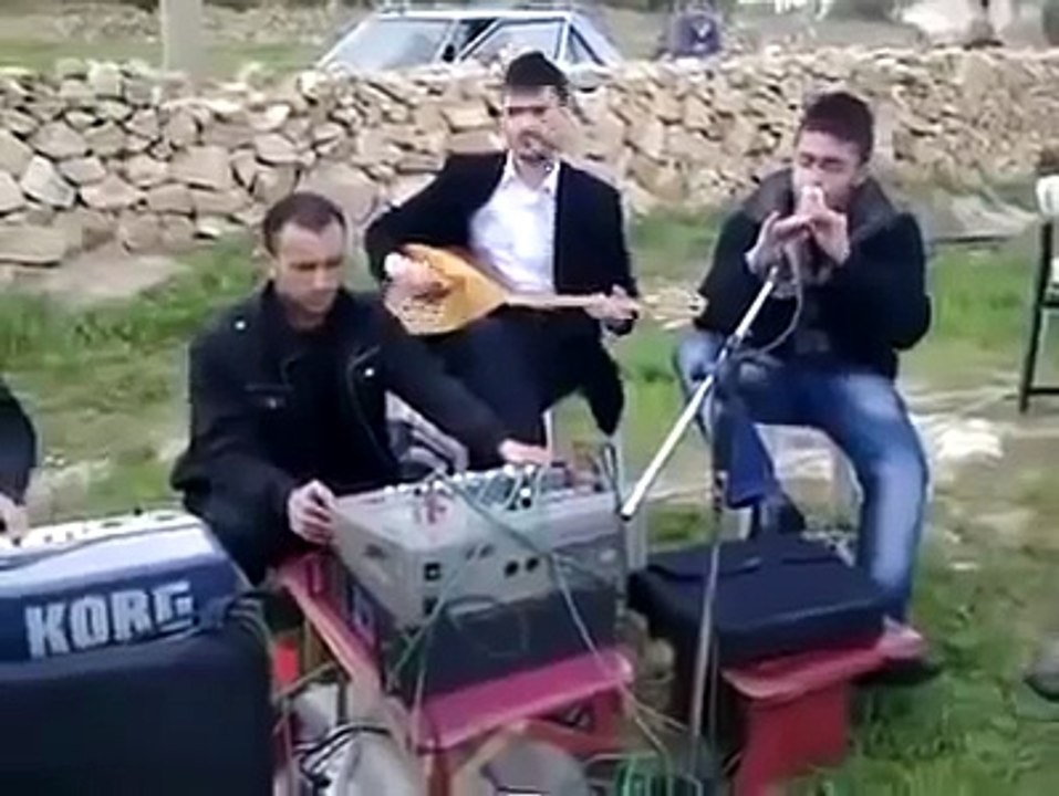 Bilmiyorum ne derdin var kız senin senin - süper şarkı dinleyin