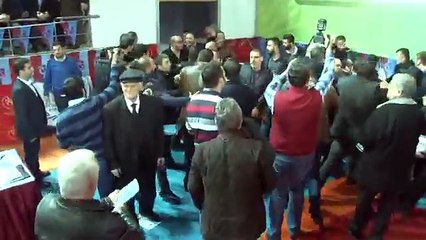 Trabzonspor Genel Kurulu'nda olay