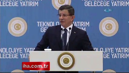 Davutoğlu'ndan o akademisyenlere sert tepki