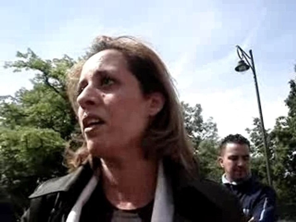 Nadia El Yousfi est contre l'interdiction du foulard
