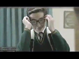 Barah Dushman Bana Phirta Hai Jo Bachon Say Larta Hai