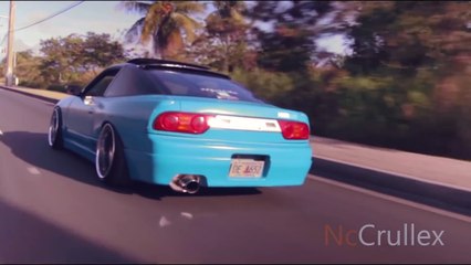 PEOPLE ARE AWESOME (INSANE DRIFTING)