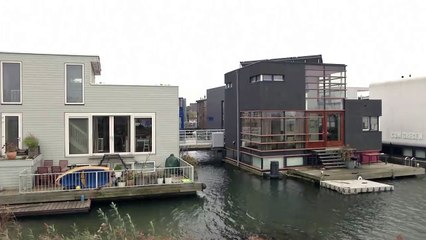 Floating Houses in Netherlands