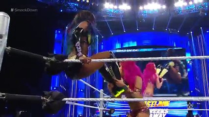 WWE Sasha Banks vs. Naomi  SmackDown, February 11, 2016