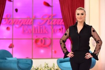 Songül Karlı Rakiplerini Kızdıracak: Bizde Kavga, Gürültü Yok