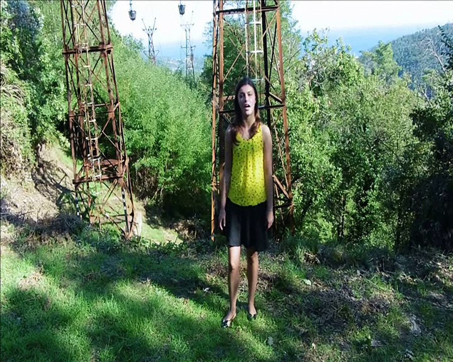 La ragazza delle funivie, Carla