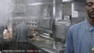 Snoop Dogg apprend aux employés de Burger King à bien griller leur Hot Dogs