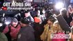 Le rappeur Joey Badass frappe un Cameraman en quittant le défilé de Kanye West, Yeezy Fashion Show in New York