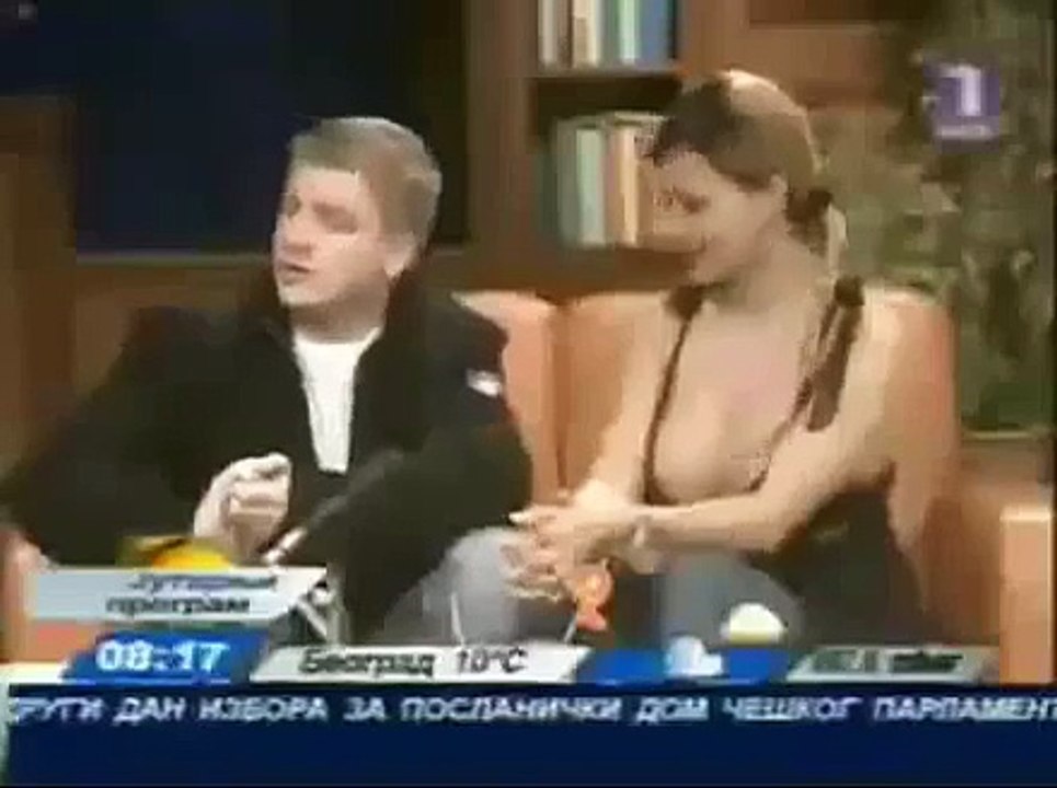 Canlı Yayında Dekolte Kazası