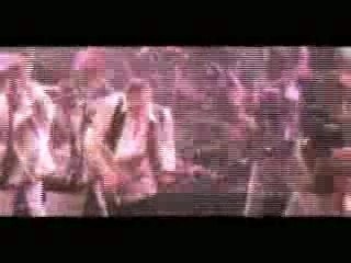 Tie your mother down live coverQUEEN