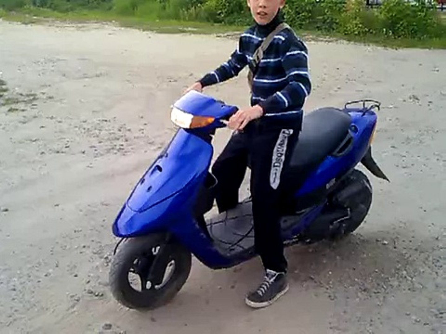 ⁣Китайский скутер для детей