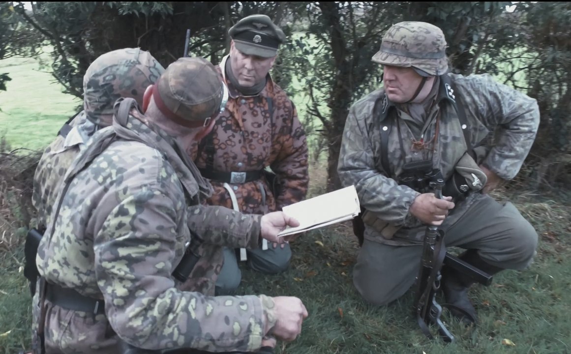 ϟϟ Waffen SS Hitler s Elite Fighting Force  WW2 Waffen SS Uniform, Equipment & Weapons KSK German