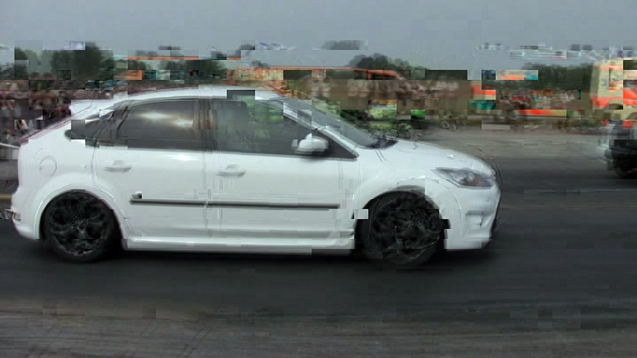 Ford Focus RS Vs. Opel Corsa Turbo