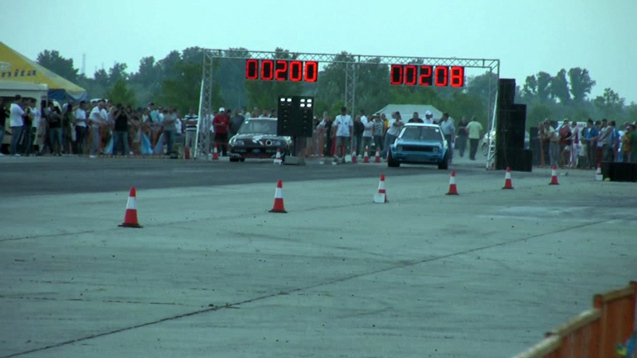 VW Golf II Turbo Vs. Ford Fiesta RS Turbo