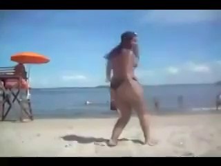Танец Красотки с формами