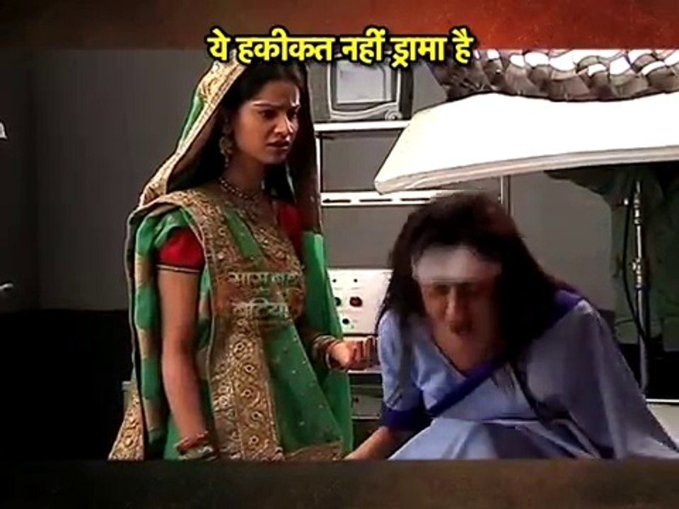 Saath nibhaana saathiya-Gopi denied to recognize Meera in Saathiya.