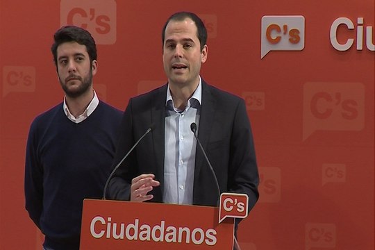 Ciudadanos sobre la dimisión de Aguirre: Llega muy tarde