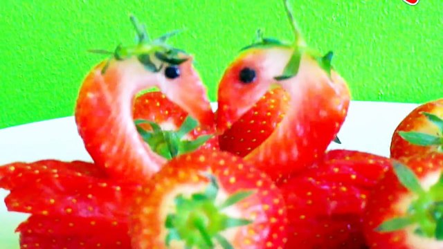 Art In Strawberry Swans Fruit Vegetable Carving Garnish