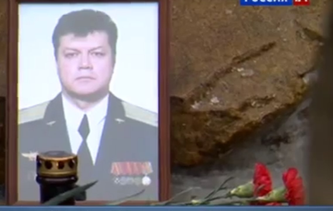 В честь погибшего в Сирии Олега Пешкова назовут улицу и истребитель