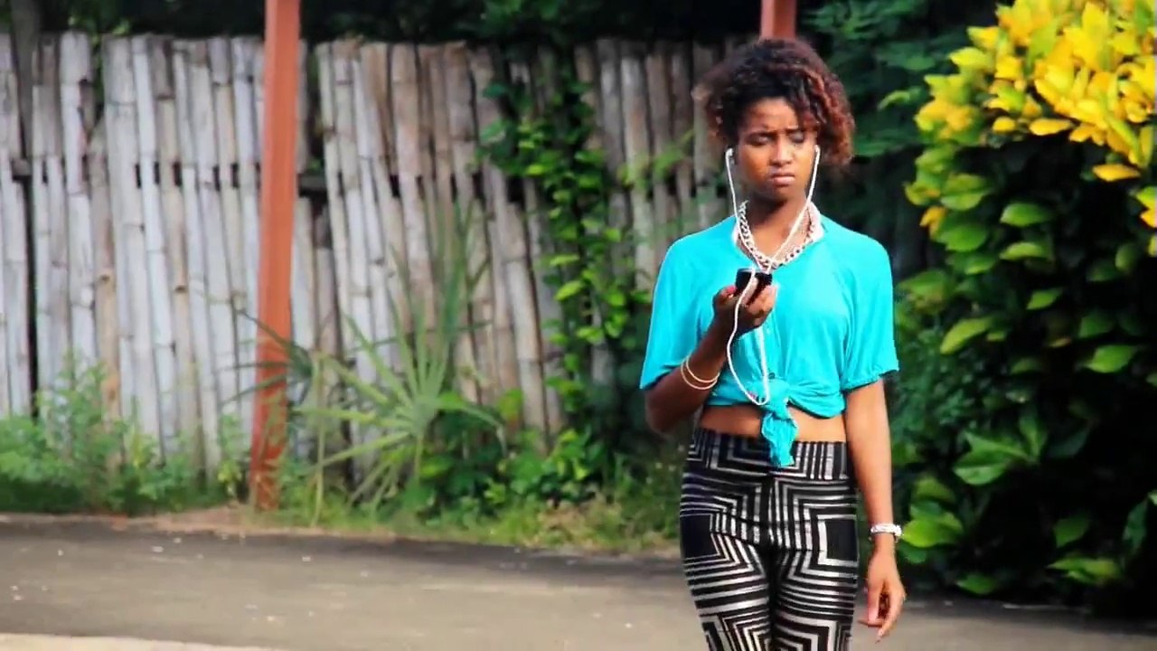 AMC JUNIOR  -   Double jeu    (gasy HD 2016)