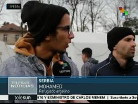 Miles de refugiados quedan varados en la frontera Serbia-Macedonia