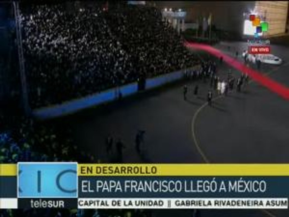 Papa Francisco llega a México para dar inicio a gira de cinco días