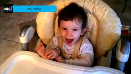 How to make your baby laughing with foot - funny video - OMG VIDEO